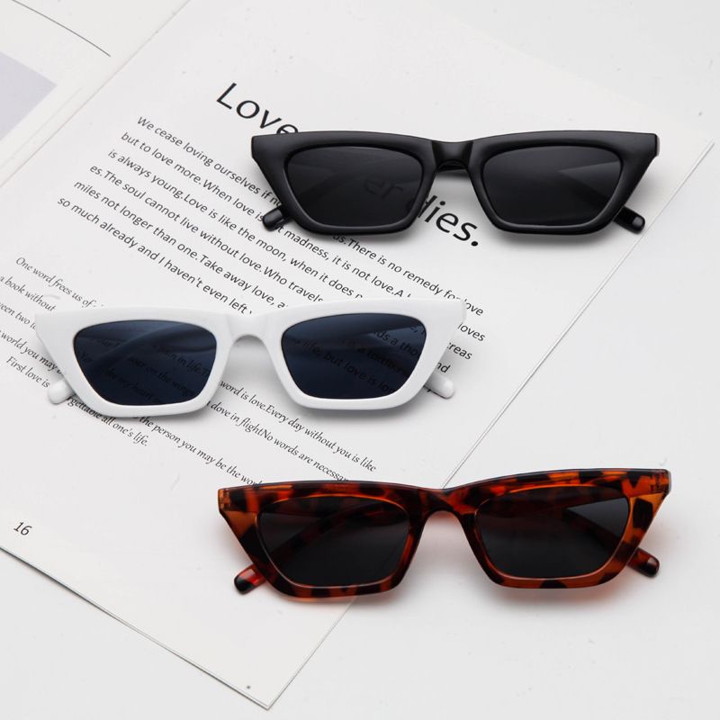 Kacamata Hitam Sunglasses Anti Radiasi UV Fashion Gaya Korea