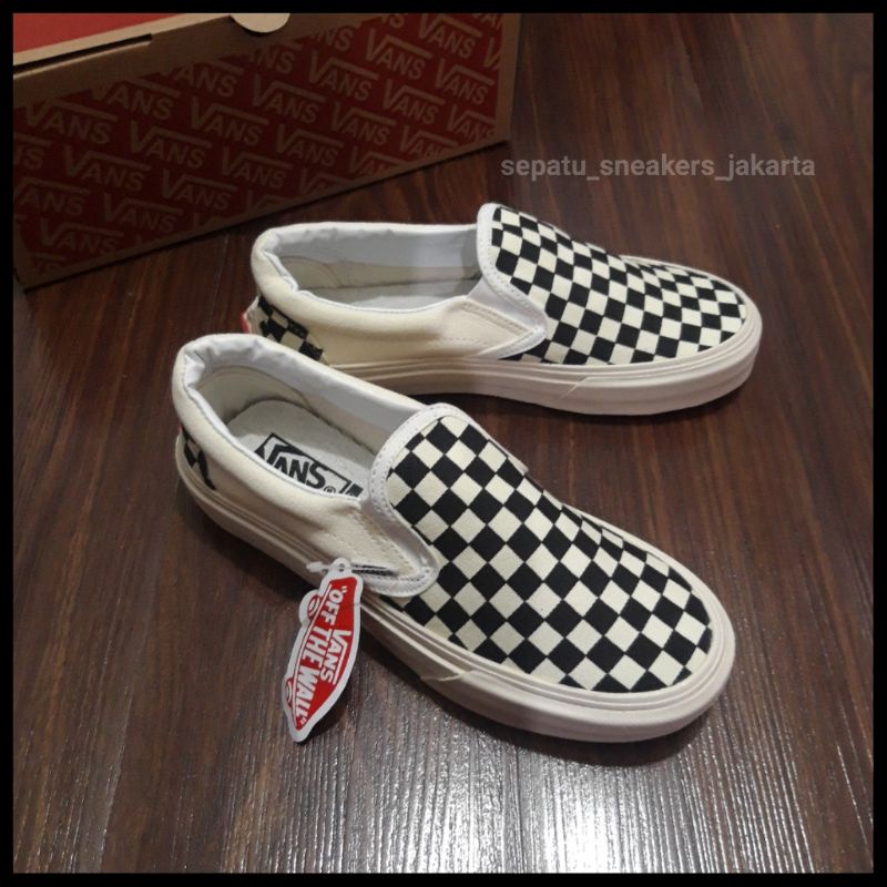 Sepatu VANS Slip On Checkerboard Catur Og Size 36 - 43 Warna Dasar Cream Bukan Putih