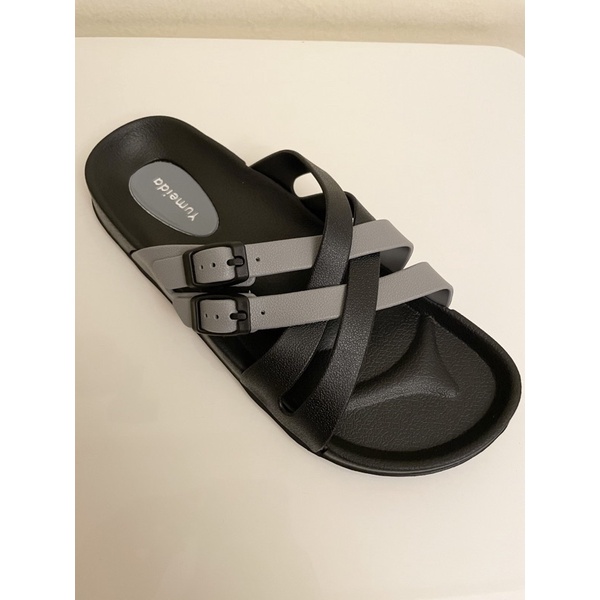 Sandal slop Yumeida 21073-Hitam