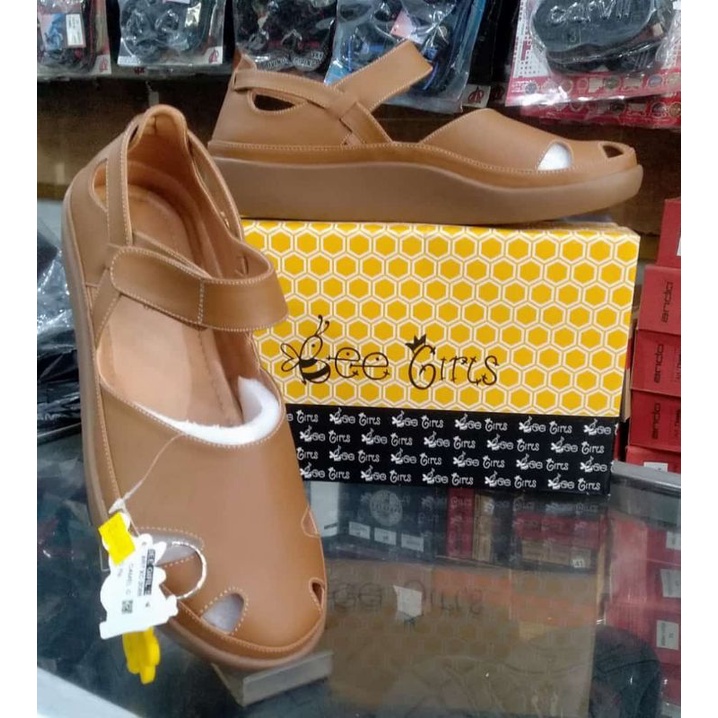 SANDAL SEPATU BEE GIRLS