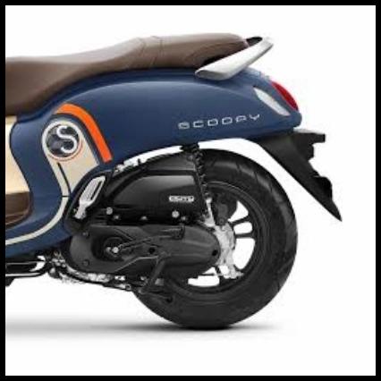 Emblem New Scoopy 2021 Chrome/Gold Original