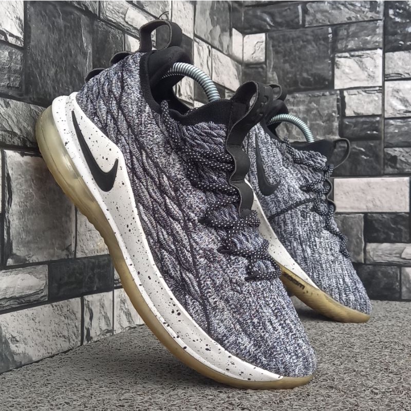 N1KE LEBRON 15 LOW EP OREO second size 42