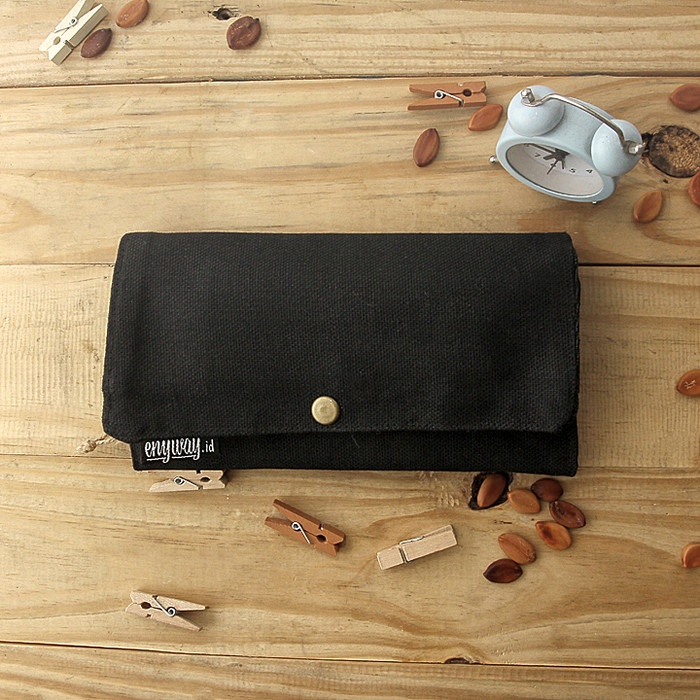 

TULIS-ALAT- ROLL UP PENCIL CASE BLACK EDITION - HITAM -ALAT-TULIS.