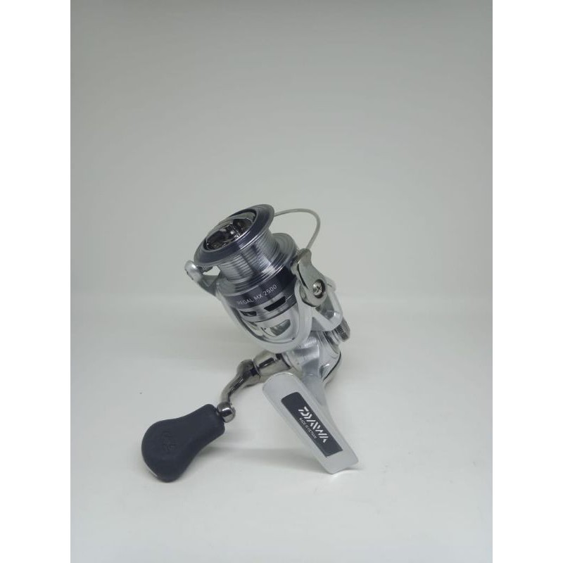 reel daiwa Regal mx2500