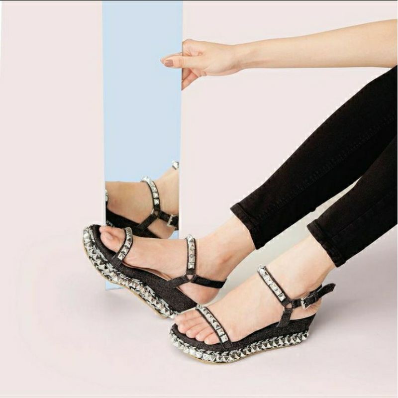 [PRELOVED] BLACK JEANS THORNY WEDGES VALENCIA BY ENRICA size 39