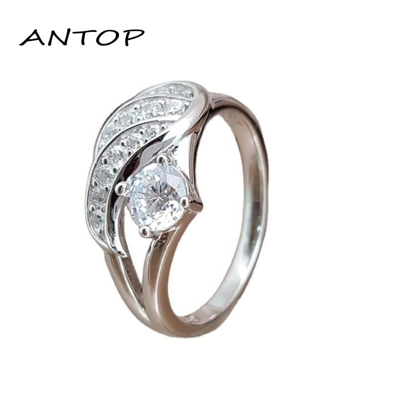 Cincin Desain Sayap Malaikat Aksen Berlian Zirkon