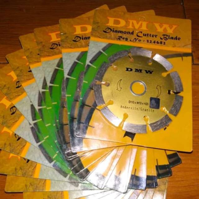 Mata Gerinda Potong keramik Andesit Diamond Wheel Cutter DMW Gold 4"