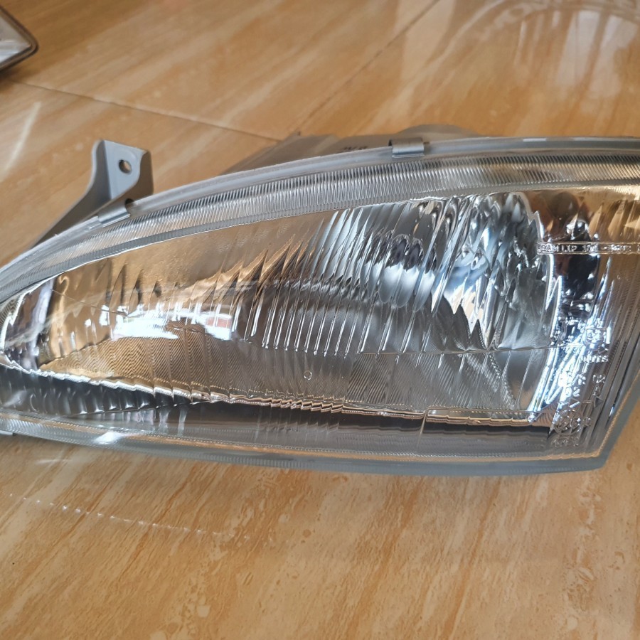 Headlamp Hyundai Elantra lama Original
