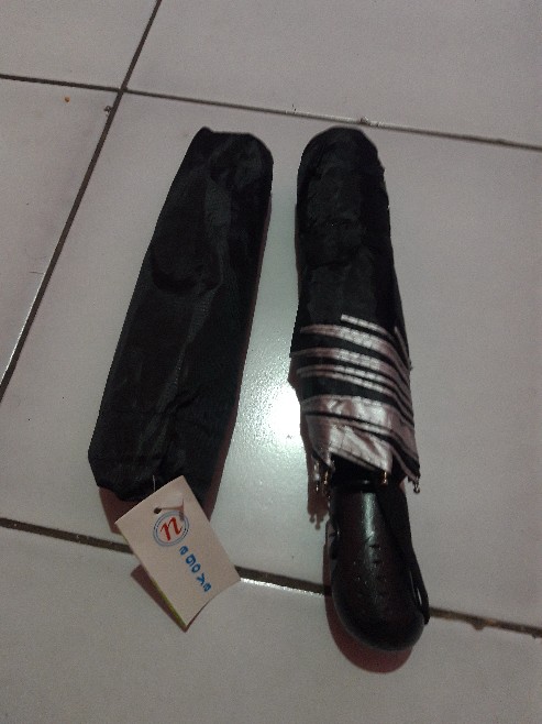 Payung Lipat Otomatis Payung Lipat Buka Tutup Otomatis Awet Jari Kerangka  Fiber