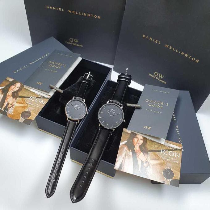 Jam Tangan Couple Kulit Paket Bunga.Shopping.Mall