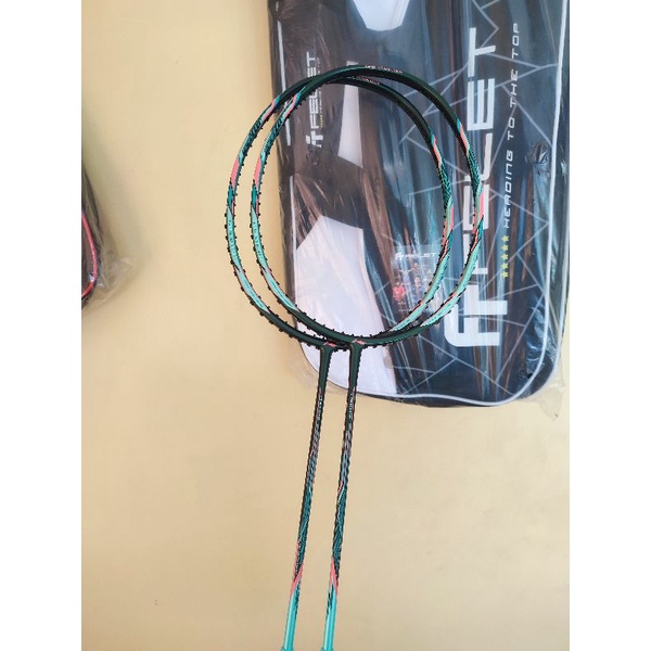 Raket Lining Tectonic 3