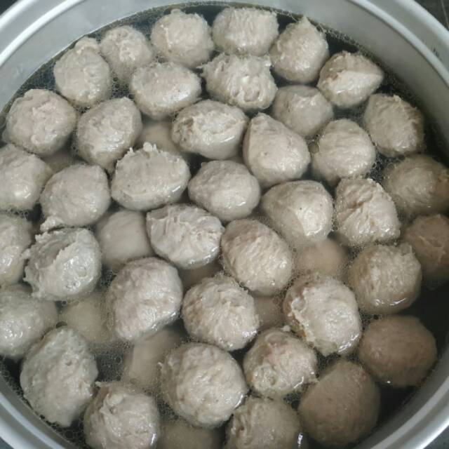 

Bakso Homemade Mama Erza Frozen food tanpa pengawet depok cemilan jajanan sehat 900 gr daging sapi