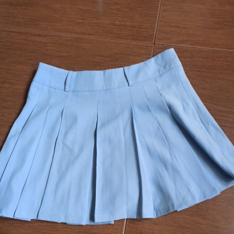 DIJAMINNN BAGUSS!!! - ROK CELANA /SKORT BIRU MUDA POLOS PRELOVED