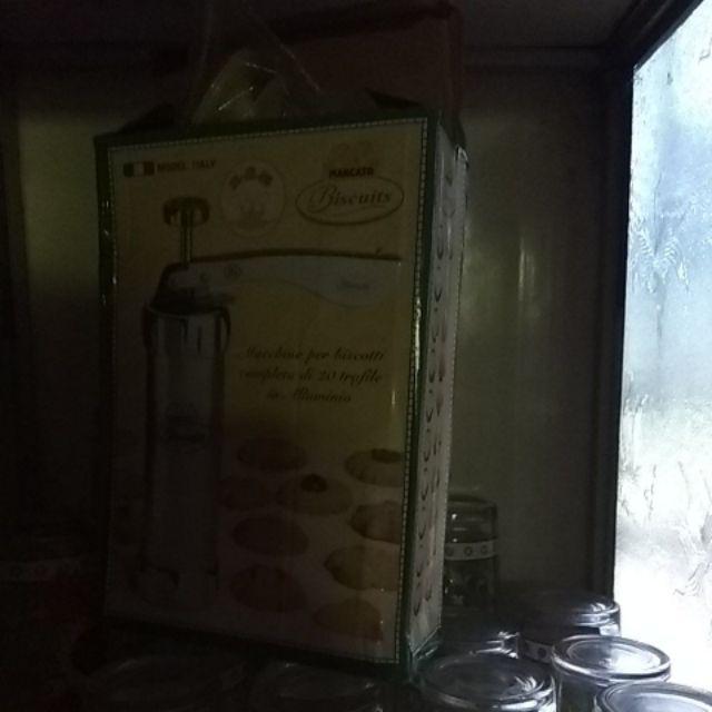 Biscuit Maker / Cetakan Kue Marcato