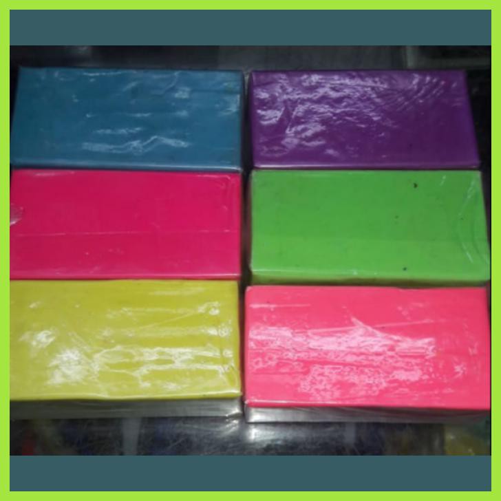LILIN MAINAN BESAR/ PLASTISIN