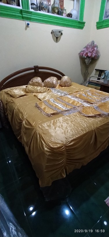 Set Sprei Pengantin