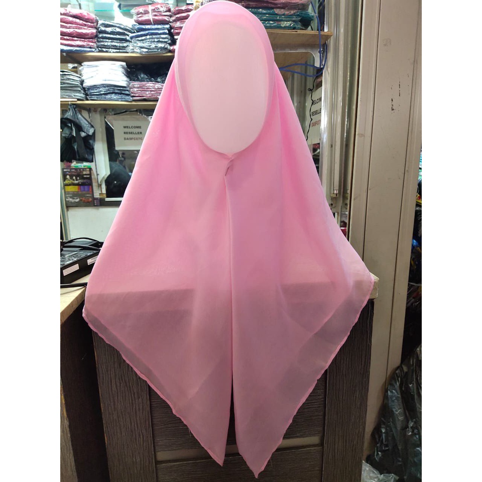 KERUDUNG HIJAB JILBAB SEGI EMPAT POLOS/ FASHION MUSLIM WANITA / AKSESORIS MUSLIMAH