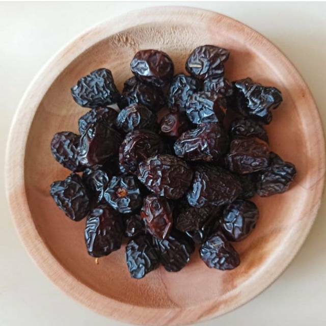 

KURMA AJWA PREMIUM