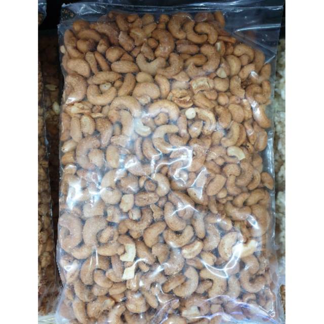 

Kacang Mede / Kacang Mete 500gr