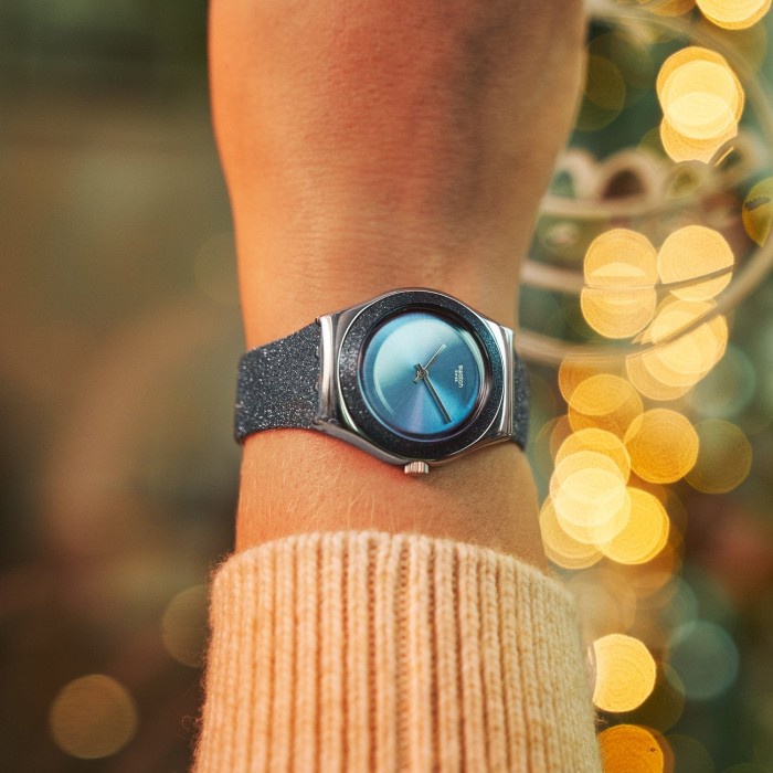 Swatch YLS221 BLUE SPARKLE Original & Garansi