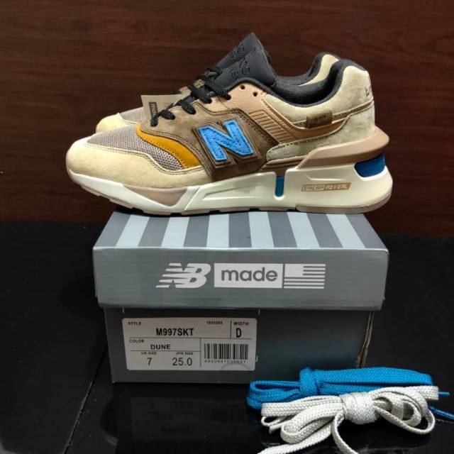 New Balance 997s Brown