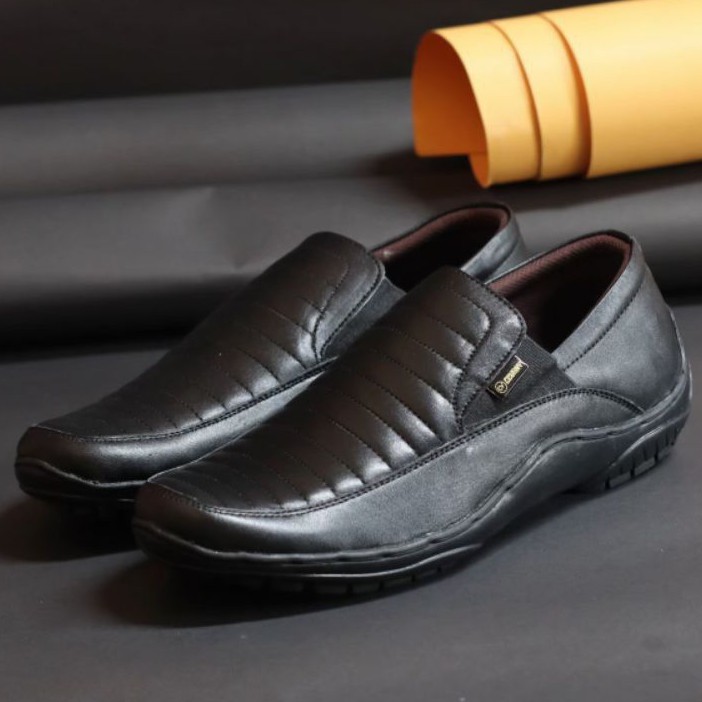 (BAYAR DITEMPAT) DS SEPATU COWOK CASUAL KULIT ASLI ORIGINAL SLIP ON MURAH CEVANY CORZA SANTAI KERJA