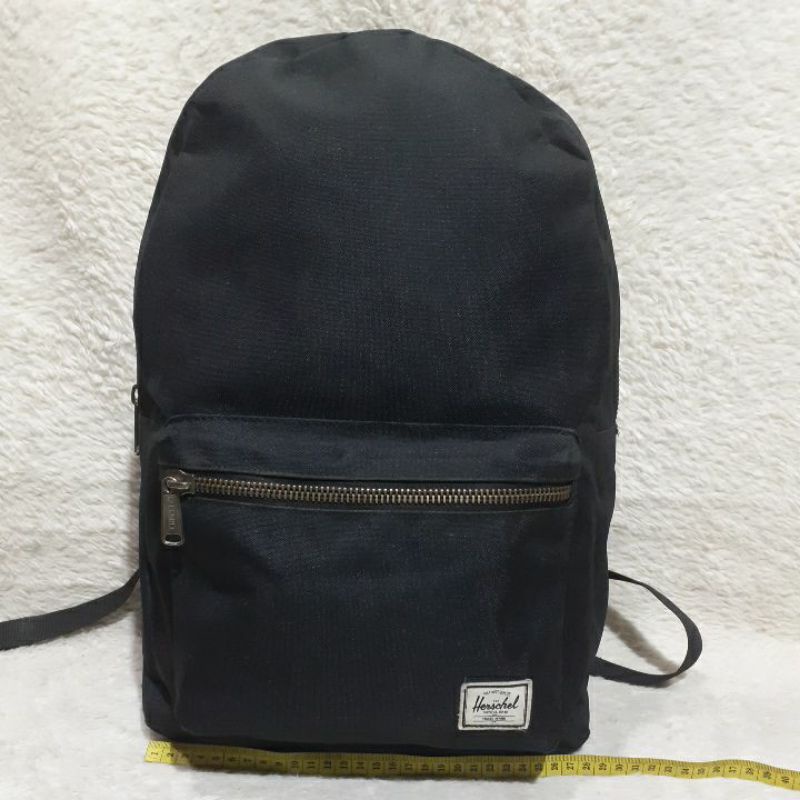 Tas Ransel Second / Preloved / HERSCHEL Backpack Hitam / Bekas.