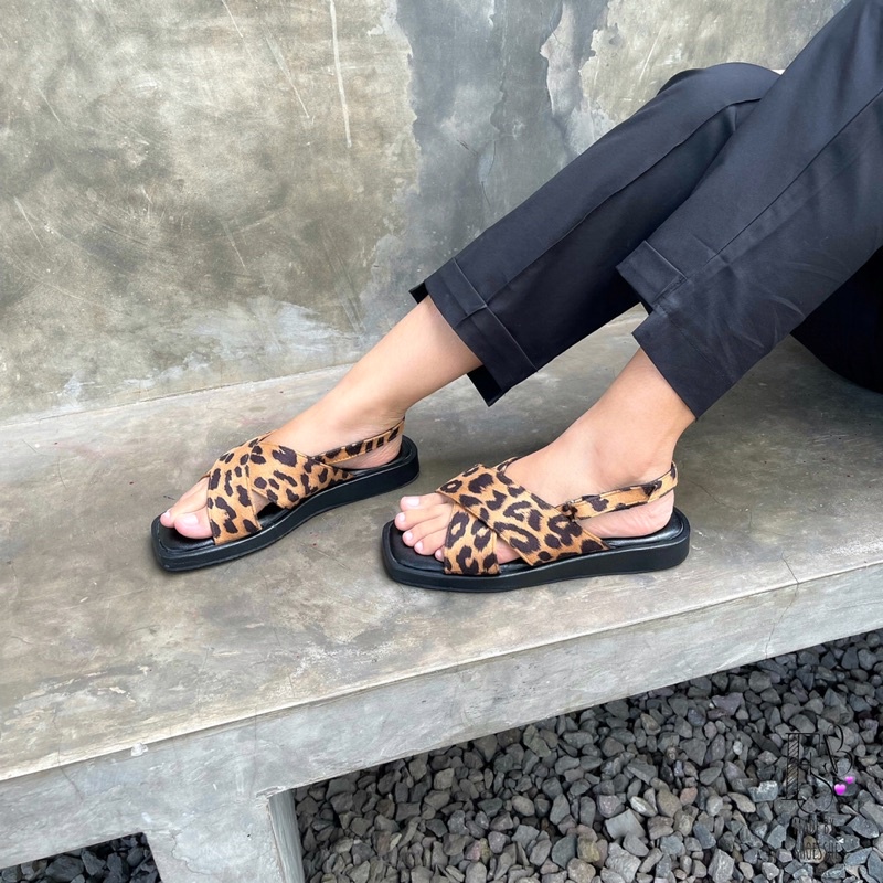 Fsb - Brooklyn Animal Print Sendal Tali Wanita Platform