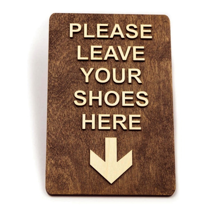 

Sign Board Kayu Leave Your Shoes Here | Sign Kayu Timbul Modern Keren