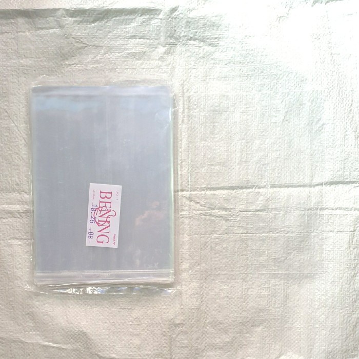 

Ginger- Plastik PP Bening Tebal 0,8 mikron ukuran 20x30 cm