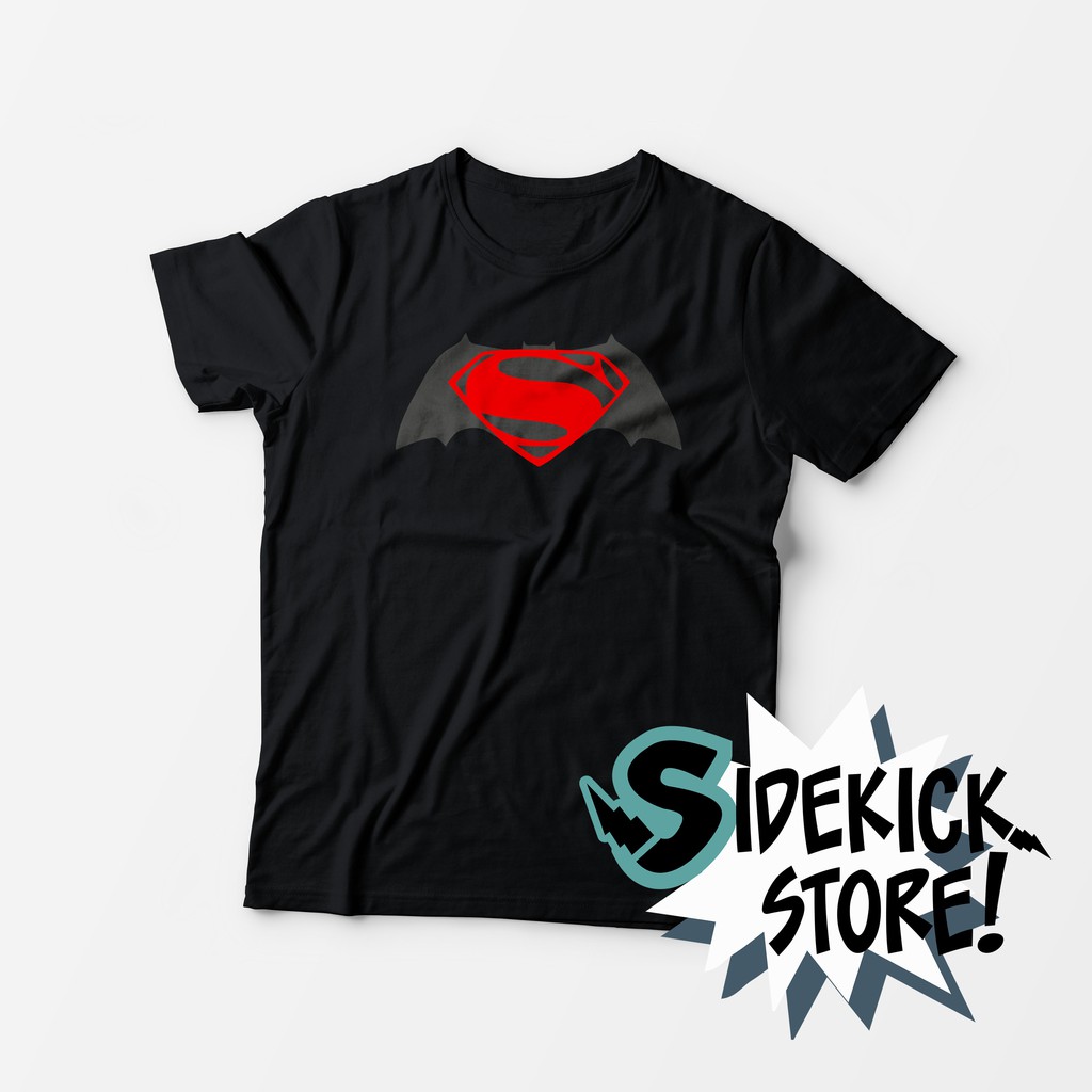 Kaos Superhero "Batman v Superman" by Sidekick Store