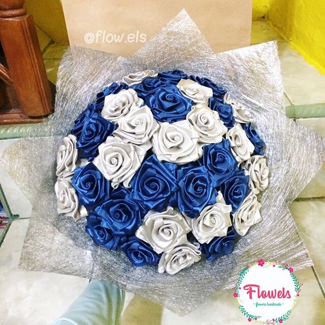 Buket Bunga Satin 30 Bunga Wrap Kertas Tissue Serat Shopee Indonesia