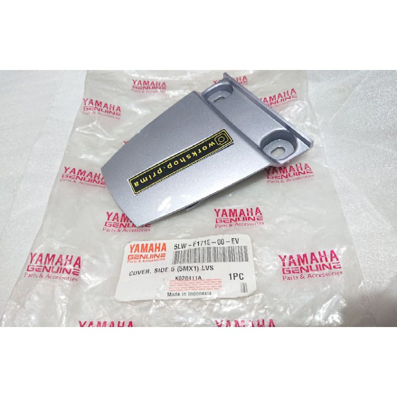 pad stop sambungan bodi lampu belakang body kanan kiri nouvo lele nuvo silver EV ori ygp