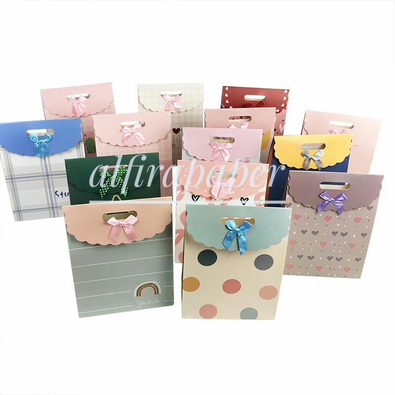 

Paper Bag Kado Jumbo XL 28 x 15 x 37cm