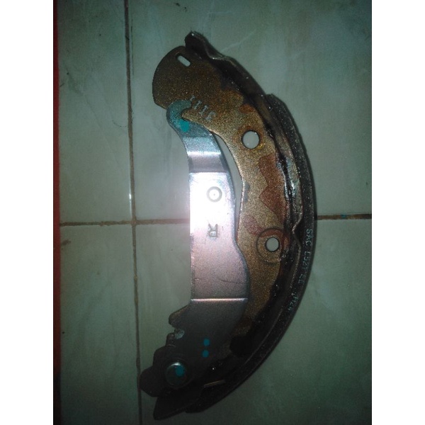 Kampas Rem belakang Chevrolet Spin