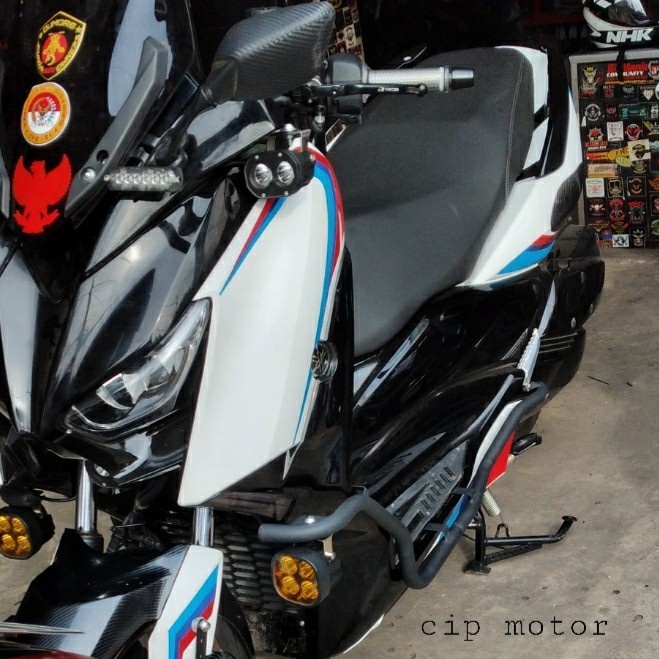 PELINDUNG BODY XMAX 250 CRASHBAR XMAX TUBULAR XMAX PELINDUNG BODY YAMAHA XMAX CRASHBAR XMAX 250