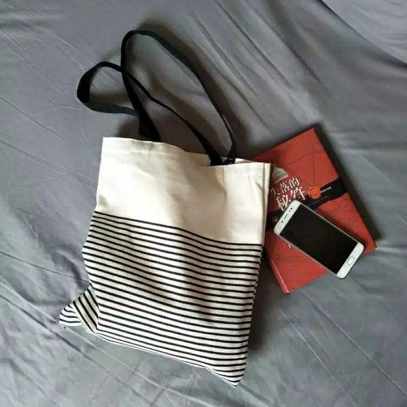 Totebag Pakai Resleting SAFIR