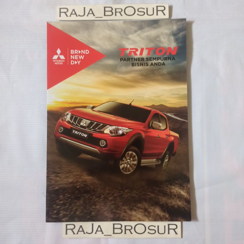 Poster brosur mitsubishi Triton Double Cabin 2017