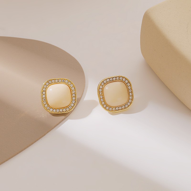 New Ins Girl Delicate Crystal Green Square Earrings-white