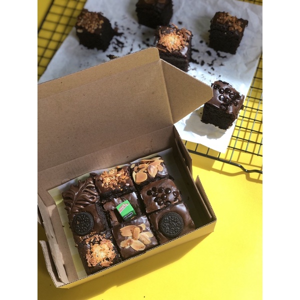 

Fudgy Brownies size 15x15 BEST SELLER by Sweety.Bite