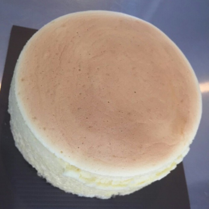 

HANDOMEDO JAPANESE COTTON CHEESE CAKE