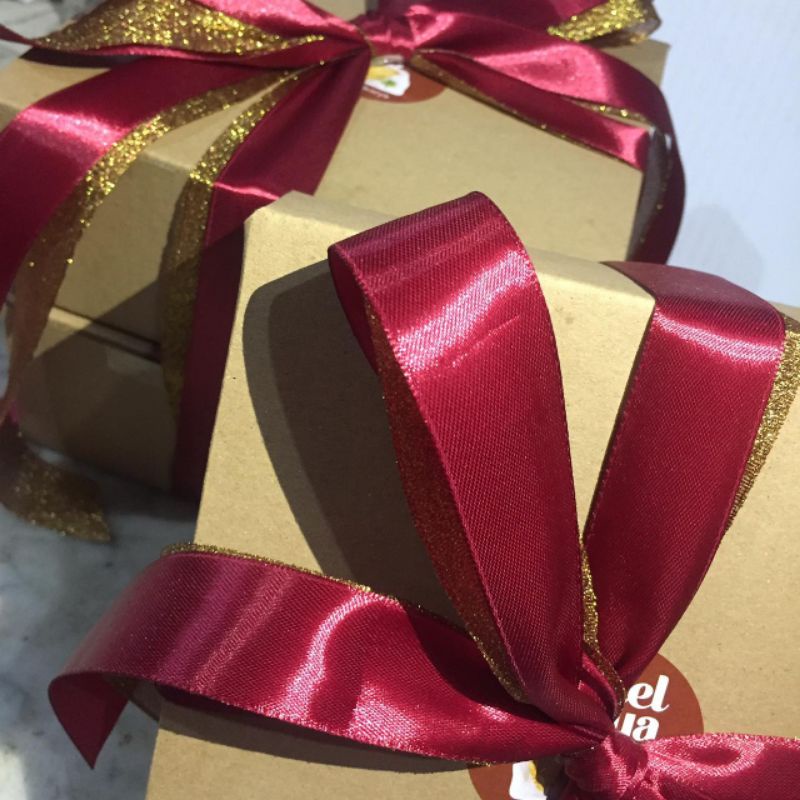

Hampers Pastel 10 pcs