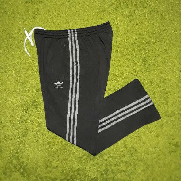 Celana training trackpant adidas firebird clover stripe grey