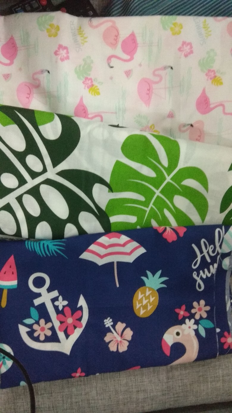 Hello Summer - Kain Sprei Katun Lokal Meteran Star Bintang Kecil