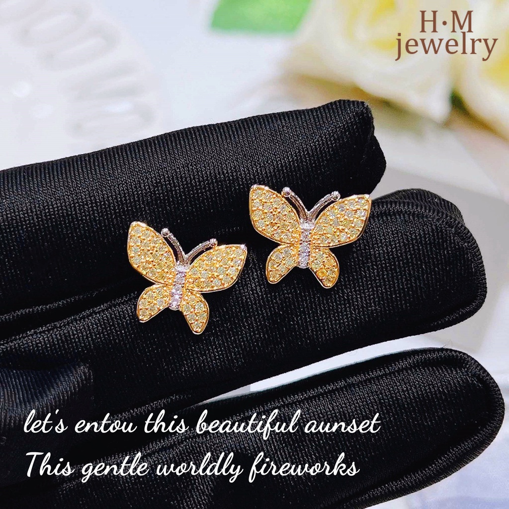 Set Kalung Gelang Anting Stud Desain Kupu-Kupu Aksen Berlian Warna Kuning