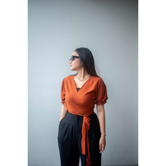 Kalea wrap top pendek | wrap top