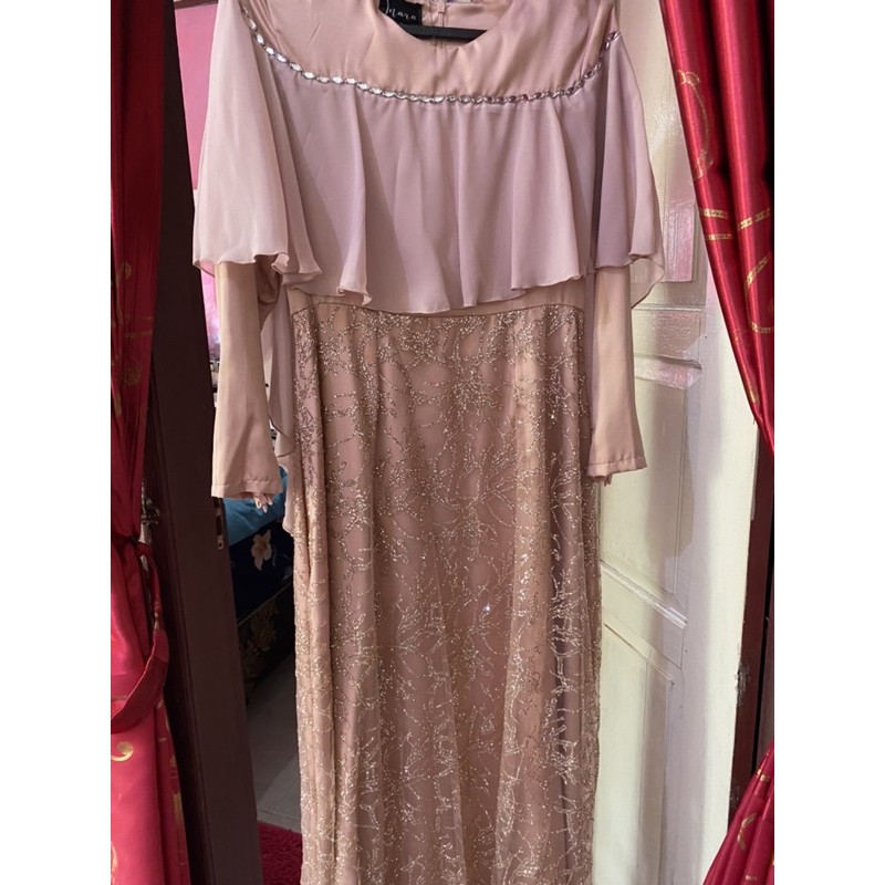 preloved dress tunangan rose gold