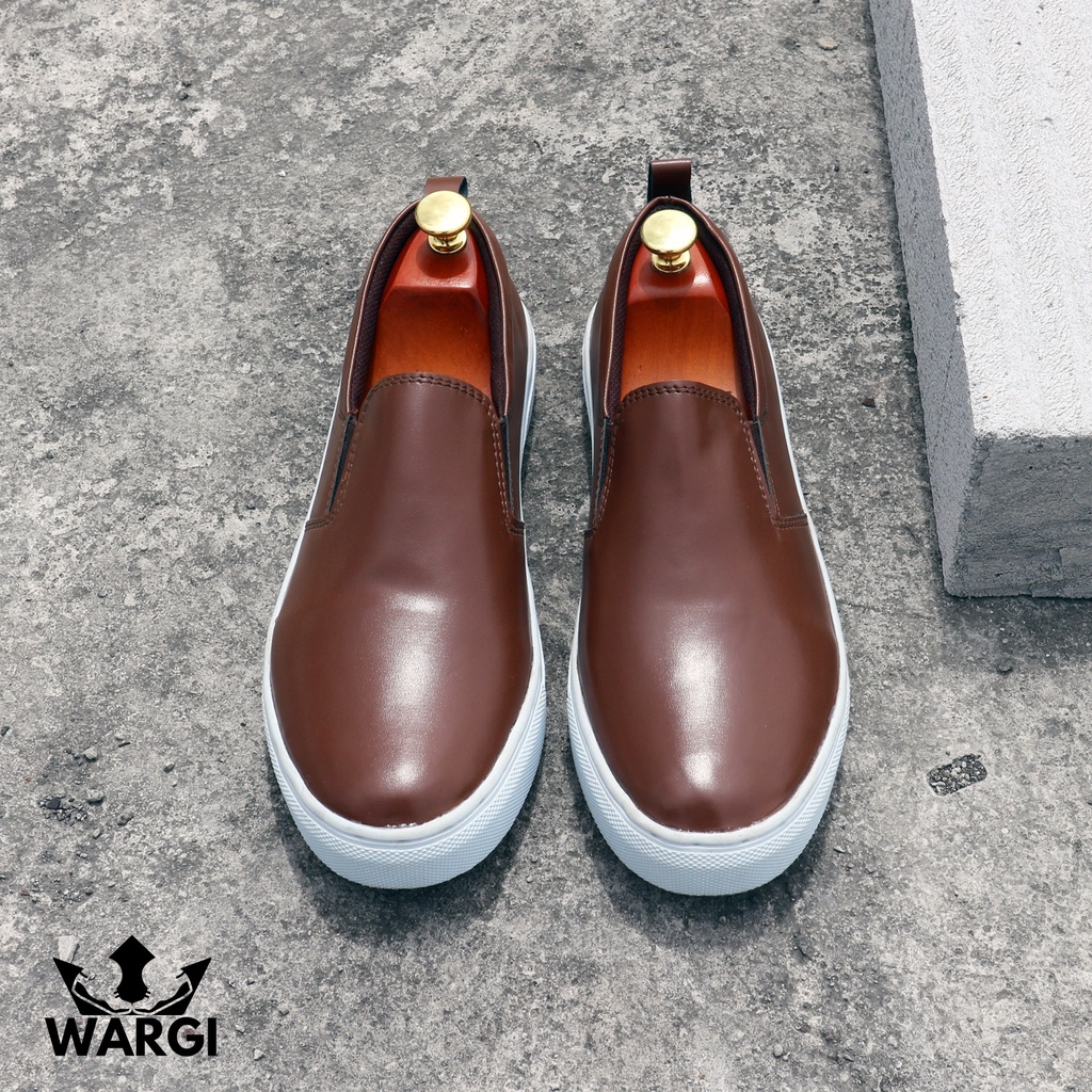 39-43 WARGI ARAYA - Sepatu Slip On Casual Pria Original Murah (cuci gudang)