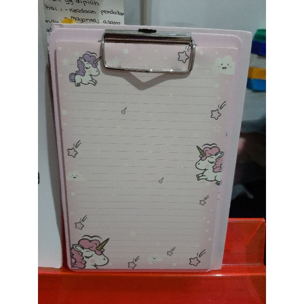 

unicorn kertas set