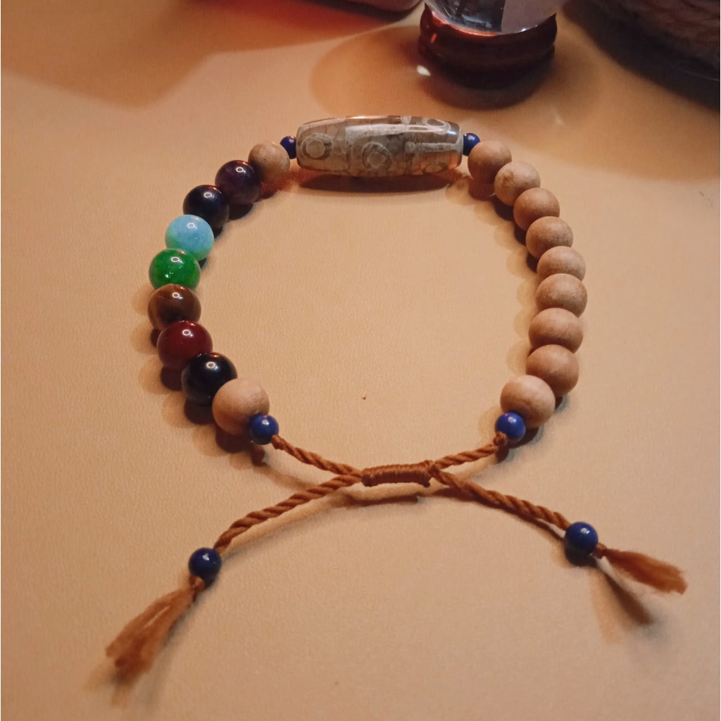 Gelang Kayu Cendana 7 Chakra Batu Dzi Tibet Mata 9